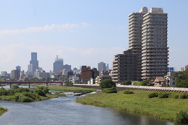 ツインタワー広瀬川・春圃 SOUTH21