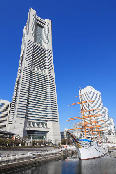 横浜ランドマークタワー