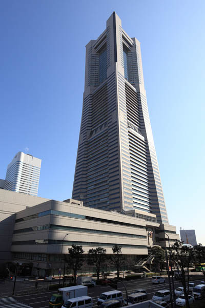 横浜ランドマークタワー