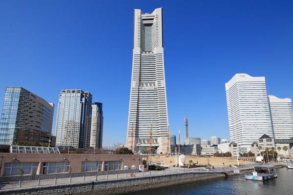 横浜ランドマークタワー