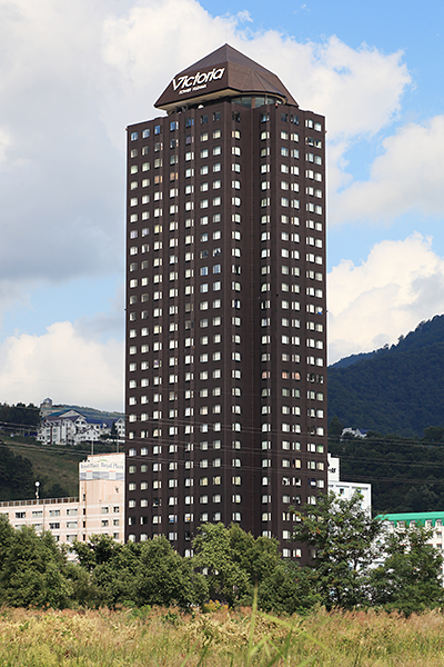 ヴィクトリアタワー湯沢