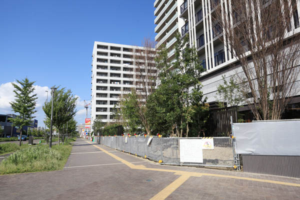 ONE PARK RESIDENTIAL TOWERS