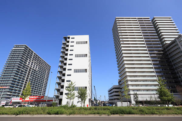 ONE PARK RESIDENTIAL TOWERS