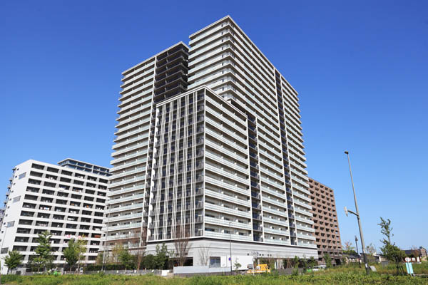 ONE PARK RESIDENTIAL TOWERS