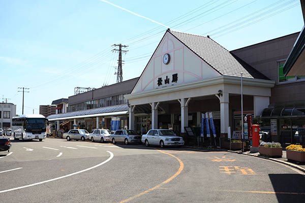 JR松山駅