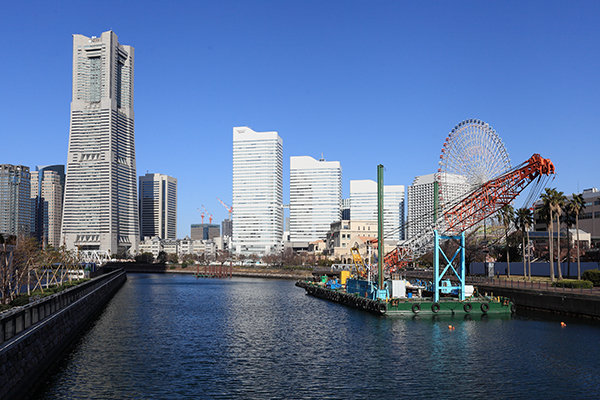 アパホテル&リゾート〈横浜ベイタワー〉