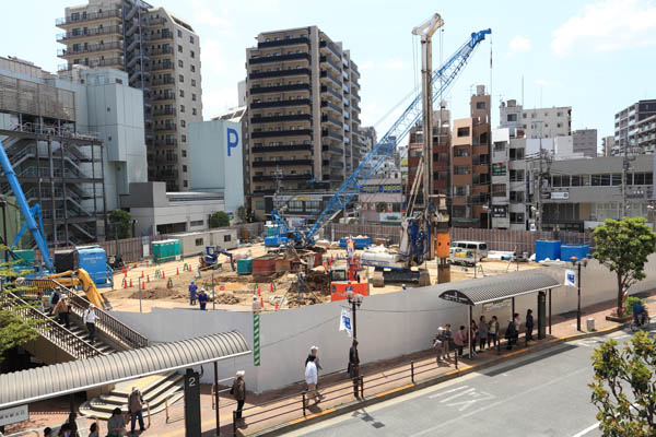 三鷹駅南口西側中央地区再開発事業共同ビル