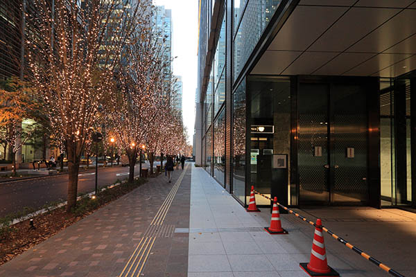 みずほ丸の内タワー・銀行会館・丸の内テラス