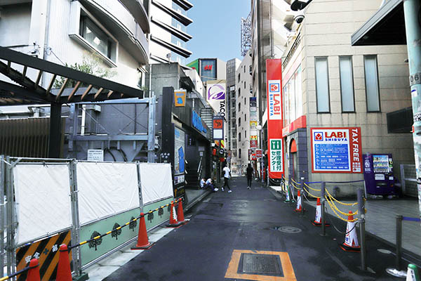 道玄坂通 dogenzaka-dori（ホテルインディゴ東京渋谷）