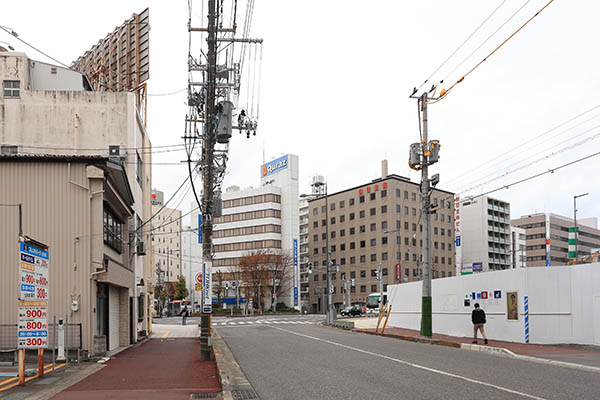 アパホテル＆リゾート〈新潟駅前大通〉／ザ・プレミア〈新潟駅 万代〉