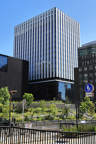 Nakanoshima Qross（中之島クロス）