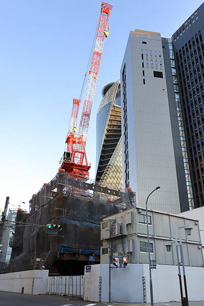 エニシオ名駅