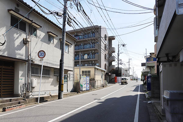 サンパーク浅川 ザ・タワー