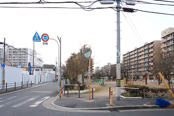 リバーガーデン城東古市