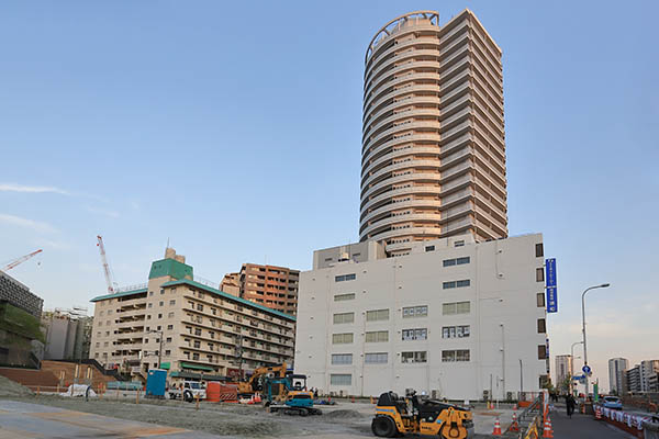 Brillia Tower 箕面船場 TOP OF THE HILL