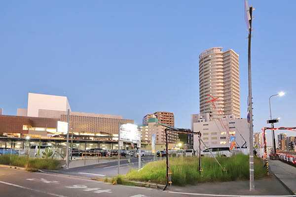 箕面船場阪大前駅前ツインタワーマンション計画