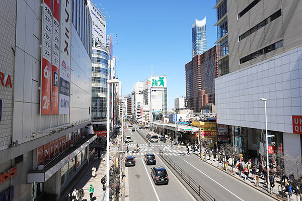 新宿駅西口地区開発計画